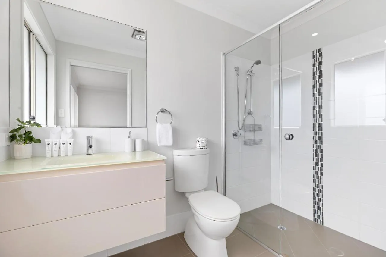 3Br, 3Bth, Walk To Beach & City Centre Maroochydore 0*,  Australia